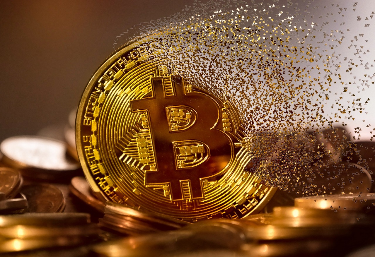 Bitcoin's Meteoric Rise: Outpacing Gold's Luster